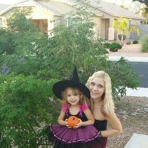 Meet your Posher, Alicia